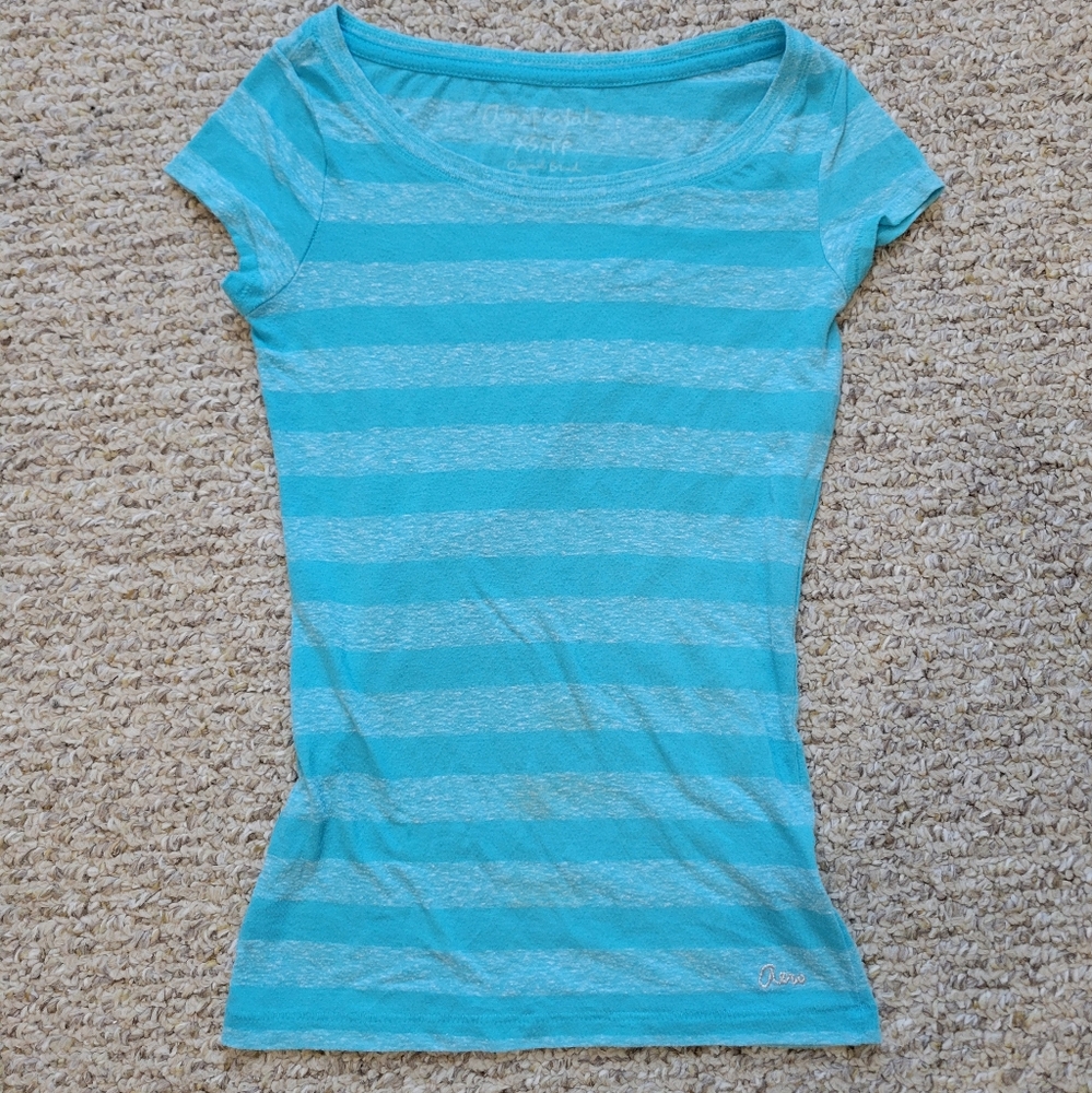 VINTAGE Aeropostale blue tee